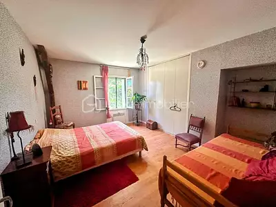 Maison, 225 m²