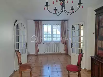Maison, 148 m²