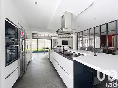 Maison, 272 m²