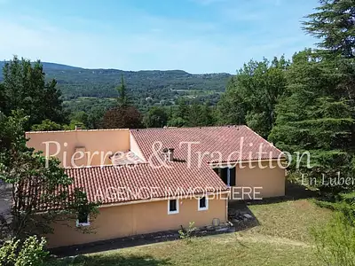 Maison, 147 m²