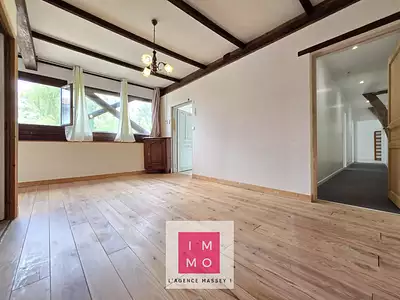 Maison, 250 m²