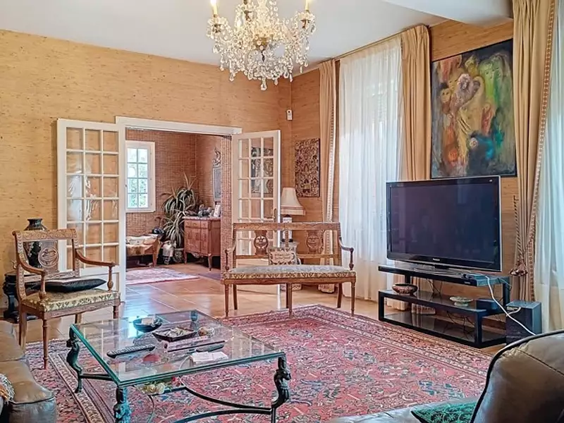 Maison, 256 m²
