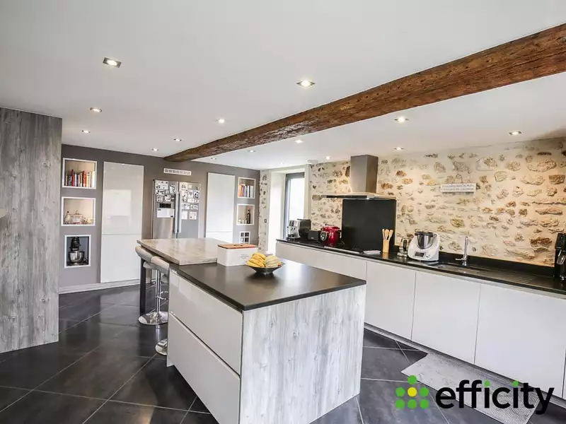 Maison, 185 m²