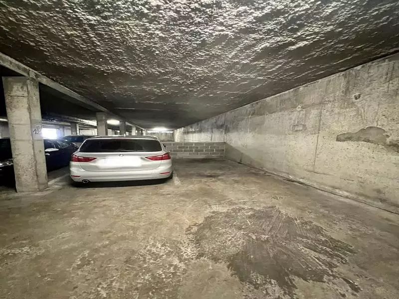 Parking, 12 m²