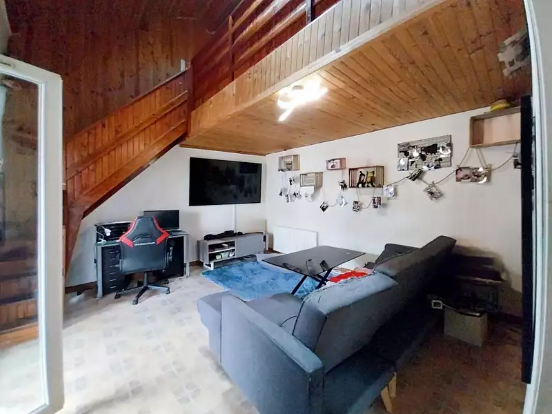 Immeuble, 130 m²