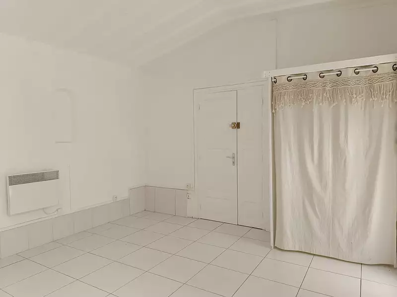 Divers, 15 m²