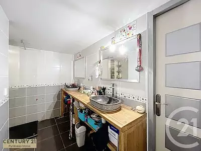 Maison, 180 m²