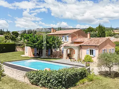 Maison, 203 m²