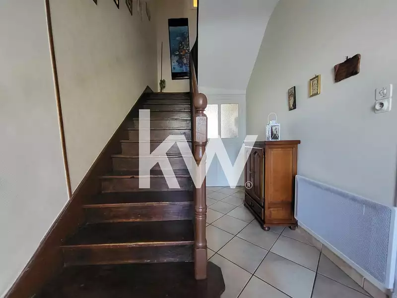 Maison, 177 m²