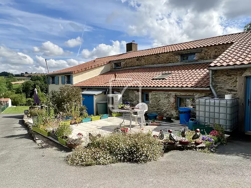 Maison, 231 m²