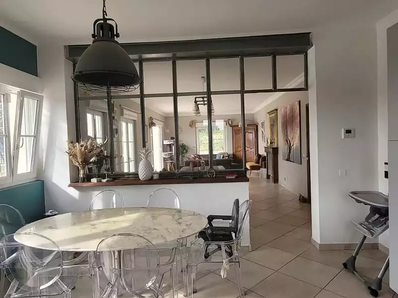 Maison, 245 m²
