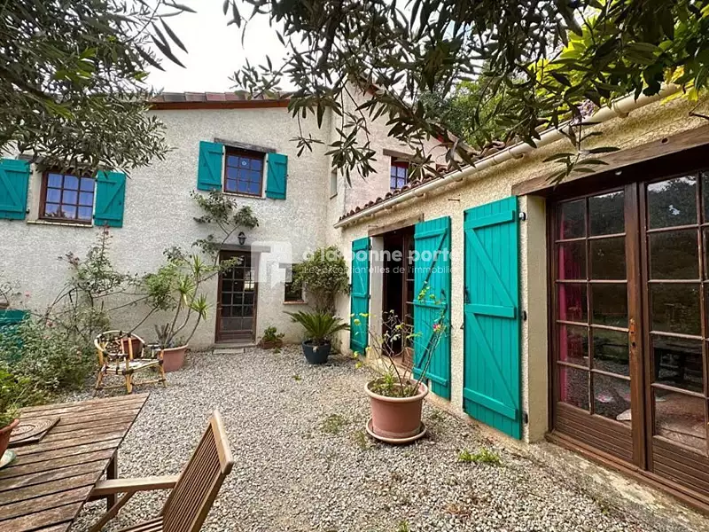 Maison, 278 m²