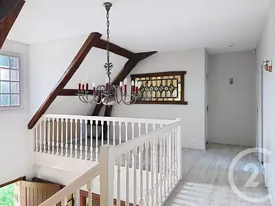 Maison, 192 m²
