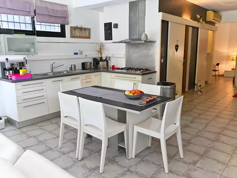 Maison, 360 m²