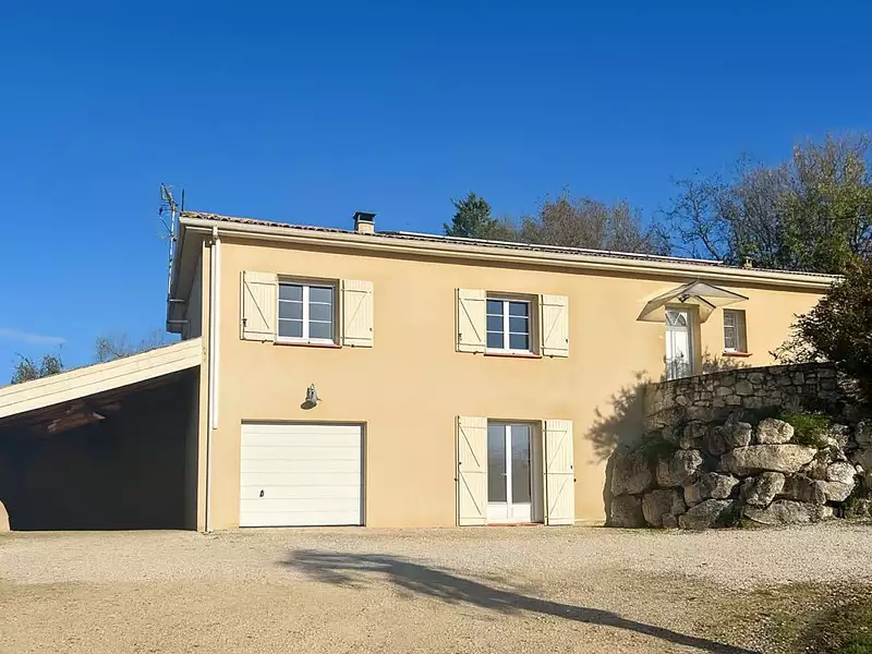 Maison, 142 m²
