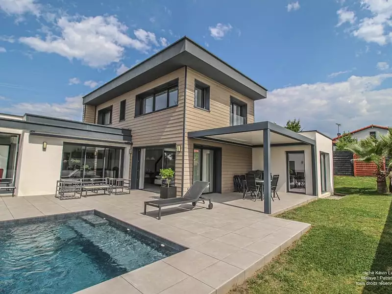 Maison, 157 m²