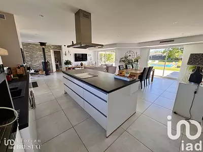 Maison, 143 m²