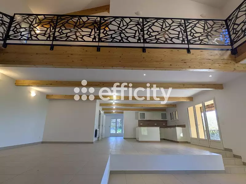 Maison, 201 m²