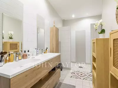Maison, 300 m²