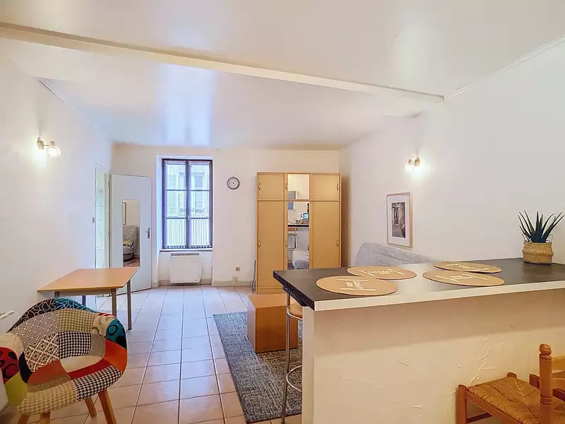 Immeuble, 150 m²