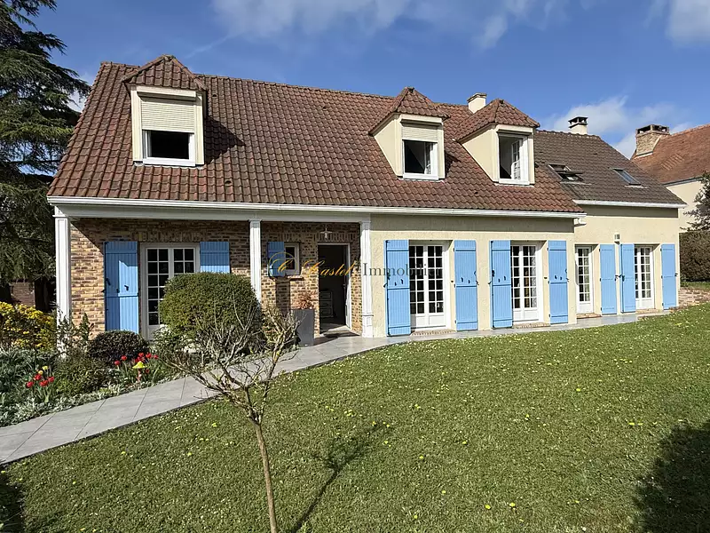 Maison, 180 m²