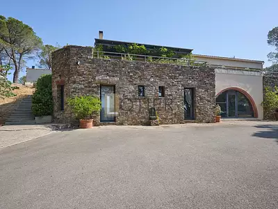 Maison, 320 m²