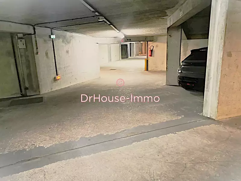 Parking, 12 m²