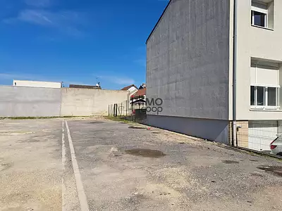 Terrain, 182 m²