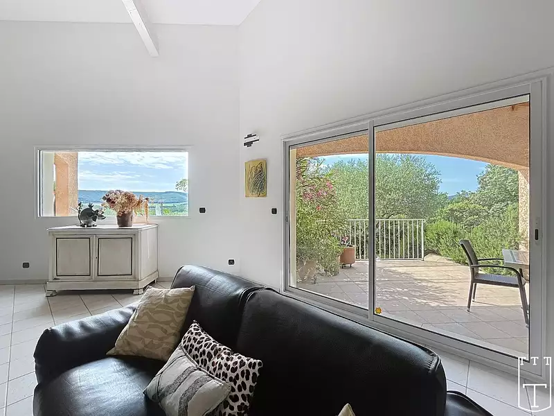 Maison, 204 m²