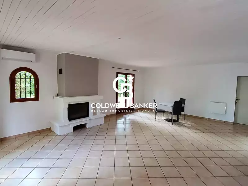 Maison, 220 m²