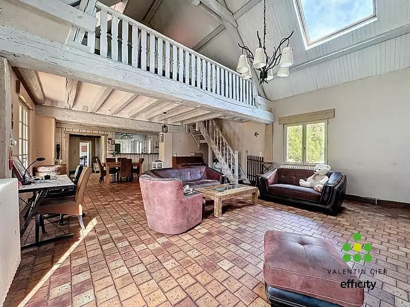 Maison, 245 m²