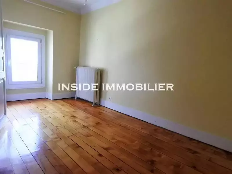 Maison, 180 m²