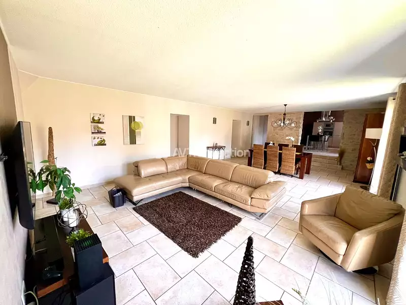 Appartement, 208 m²