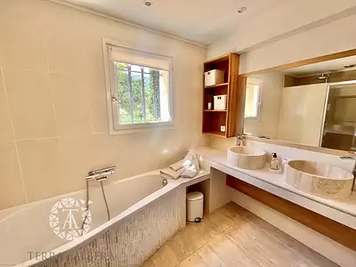 Maison, 192 m²