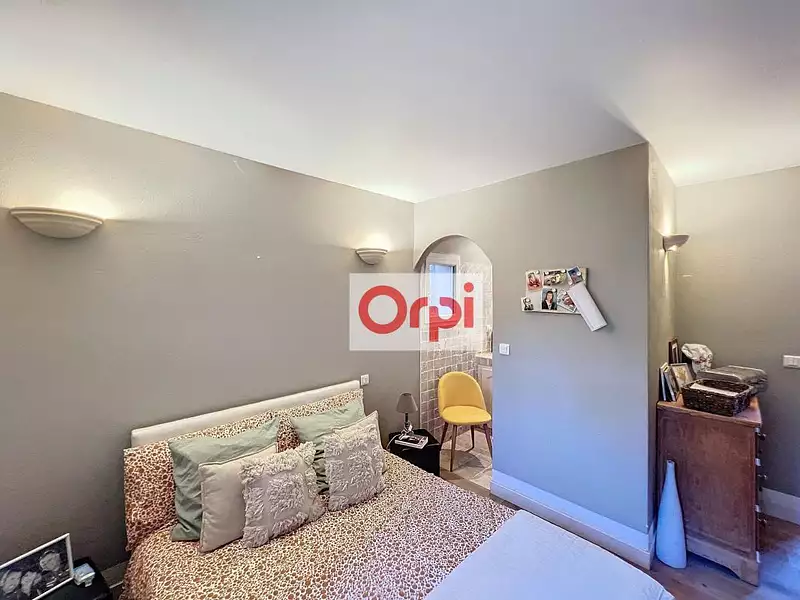 Maison, 176 m²