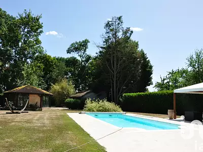 Maison, 370 m²
