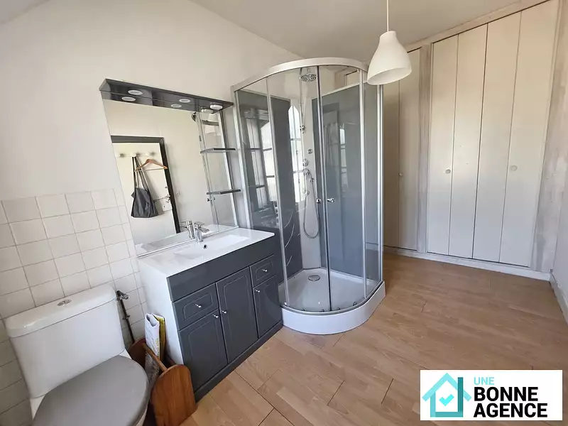 Maison, 223 m²