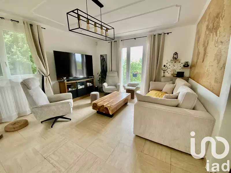 Maison, 202 m²
