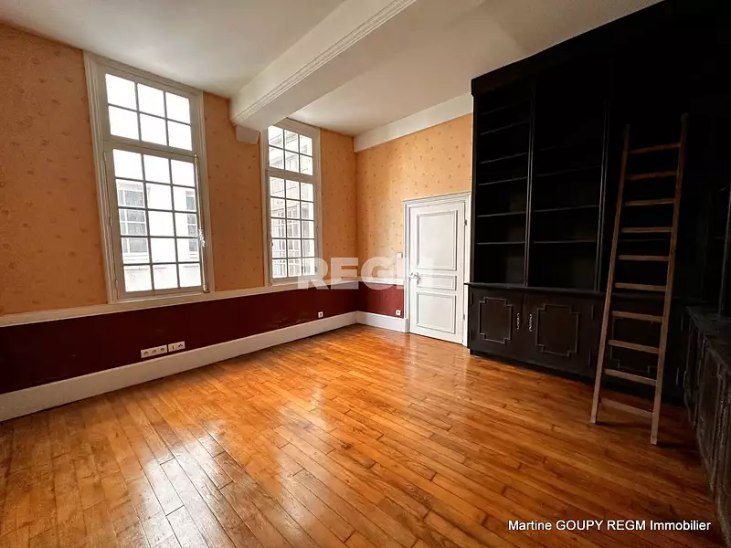 Maison, 341 m²