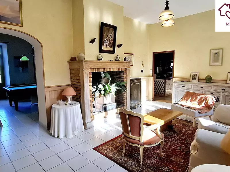 Maison, 288 m²