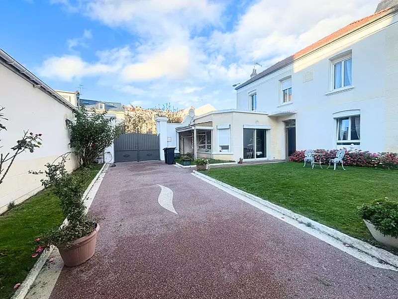 Maison, 122 m²
