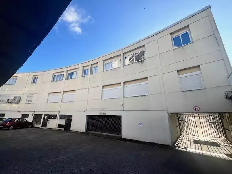 Divers, 487 m²