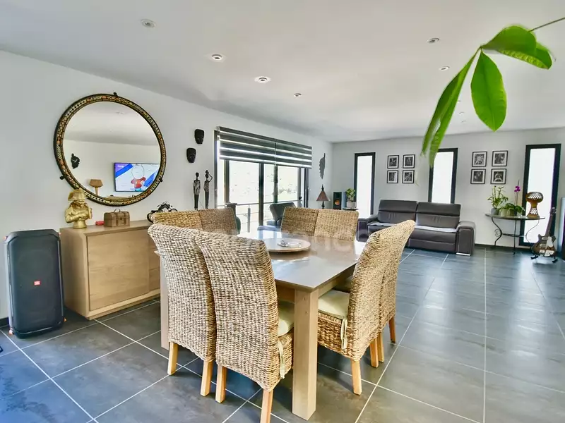 Maison, 150 m²