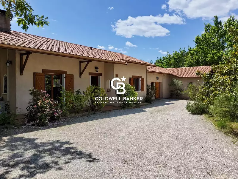 Maison, 220 m²