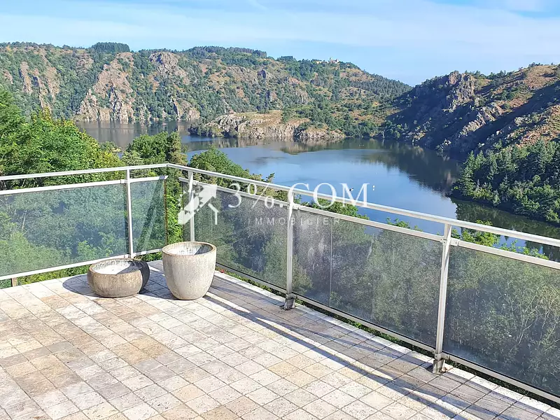 Maison, 197 m²