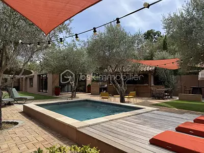 Maison, 162 m²