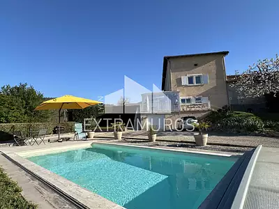 Maison, 158 m²