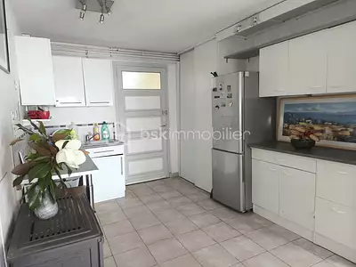 Maison, 244 m²