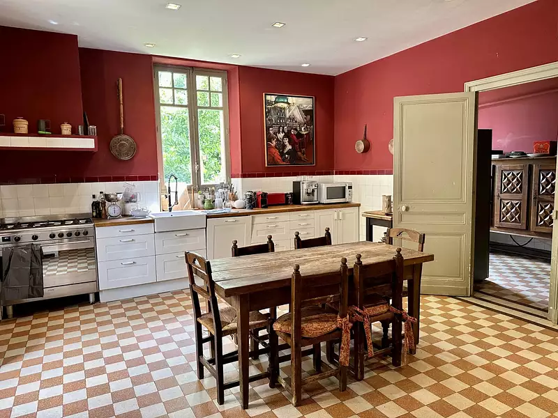 Maison, 756 m²