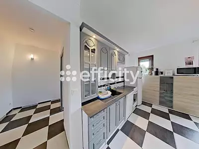 Maison, 210 m²
